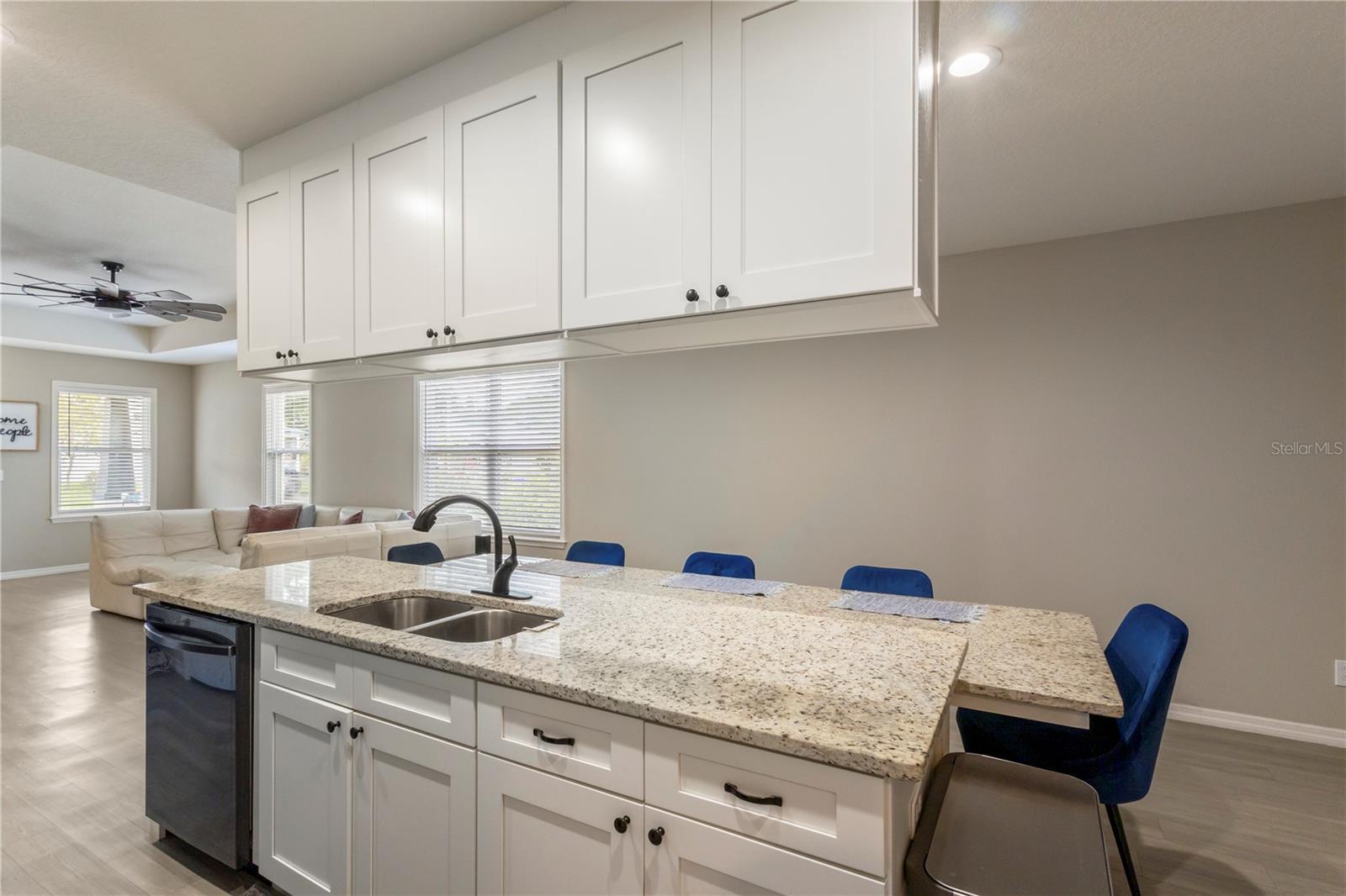 Image 13 of 21 For 305 9th Street