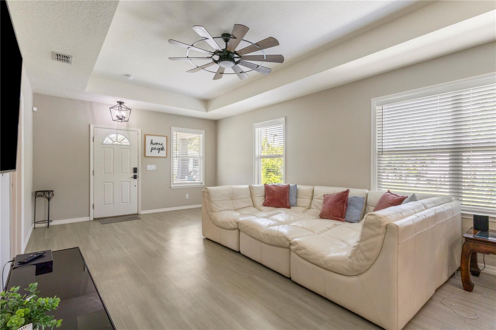 Image 4 of 21 For 305 9th Street