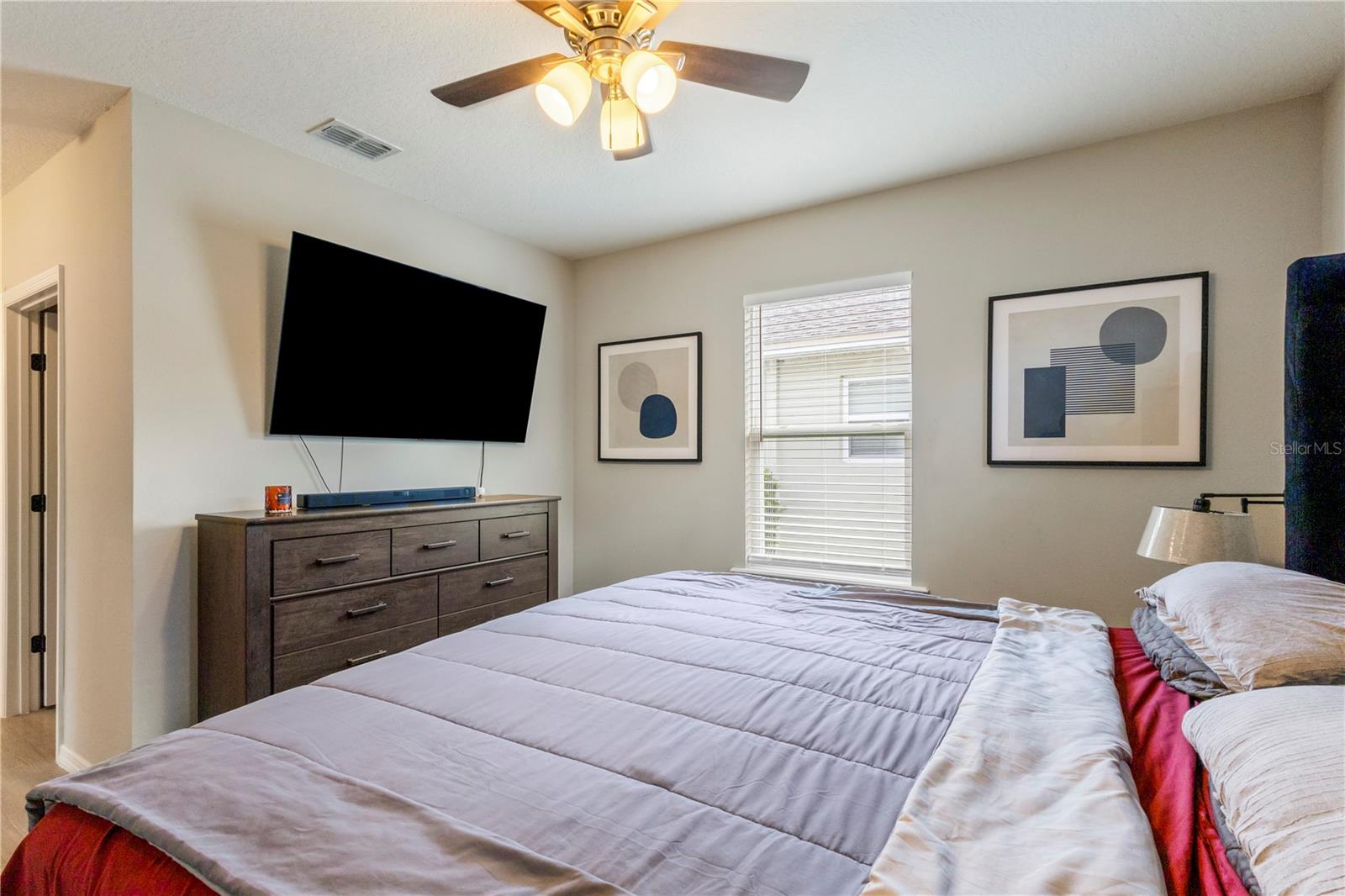 Image 7 of 21 For 305 9th Street