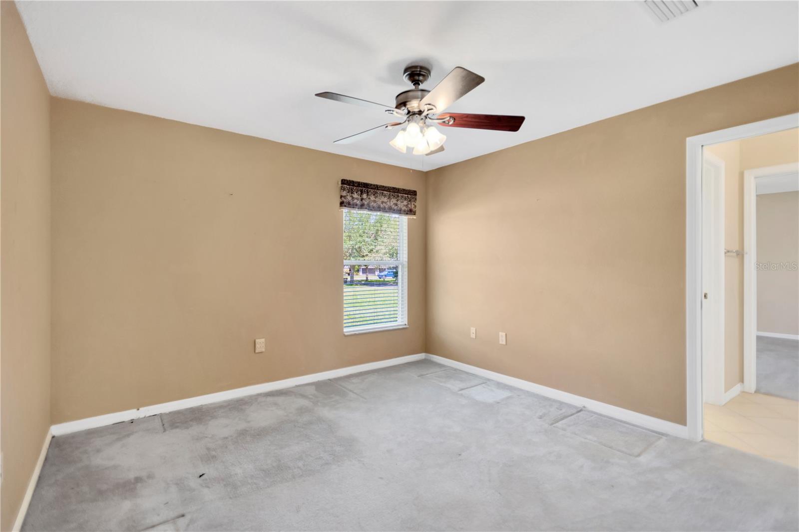 Image 20 of 34 For 12427 Creek Edge Drive
