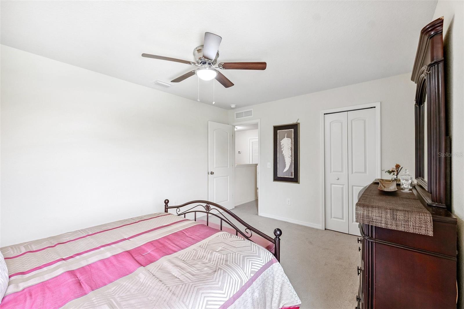 Image 23 of 39 For 12925 Keefer Court