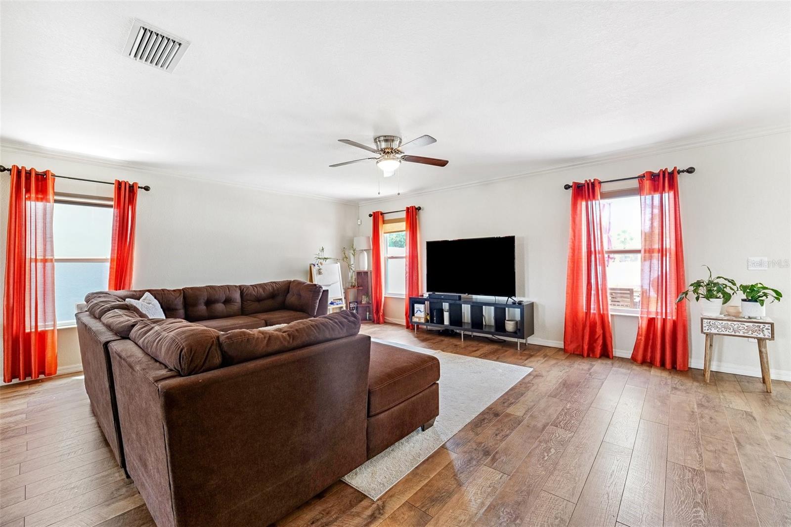 Image 9 of 39 For 12925 Keefer Court