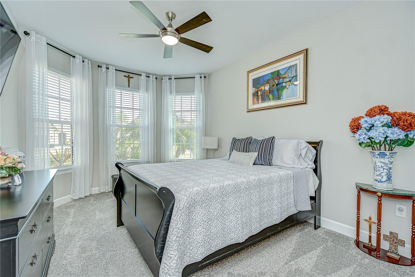 Listing photo id 19 for 10577 Calluna Drive