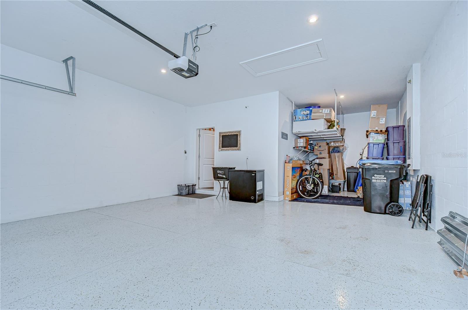 Listing photo id 27 for 10577 Calluna Drive
