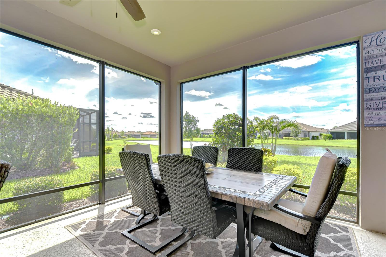 Listing photo id 30 for 10577 Calluna Drive