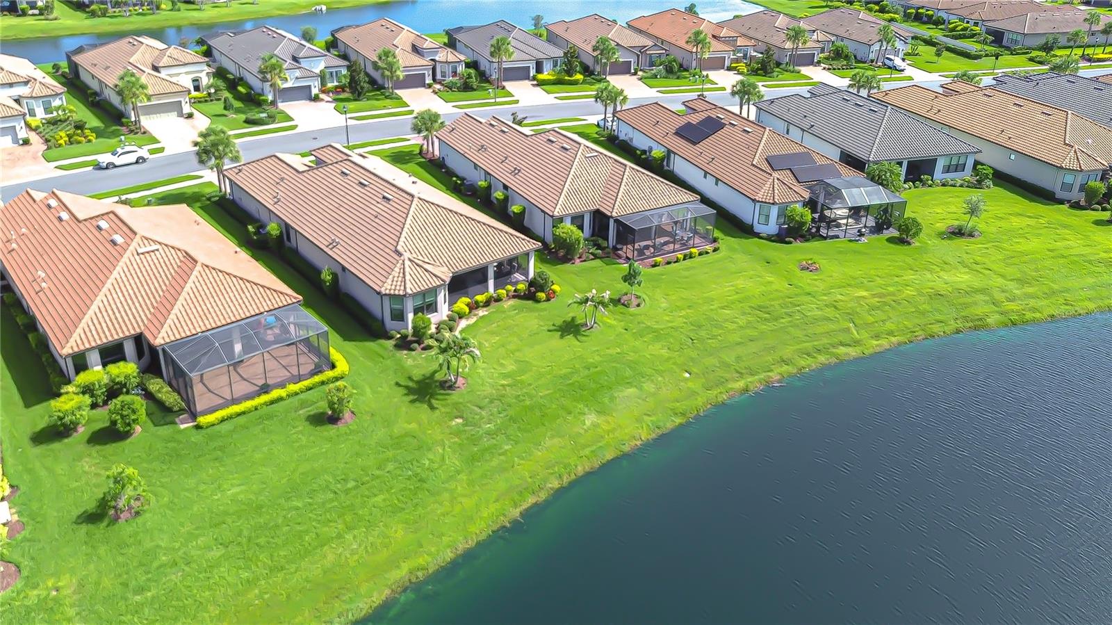 Listing photo id 34 for 10577 Calluna Drive