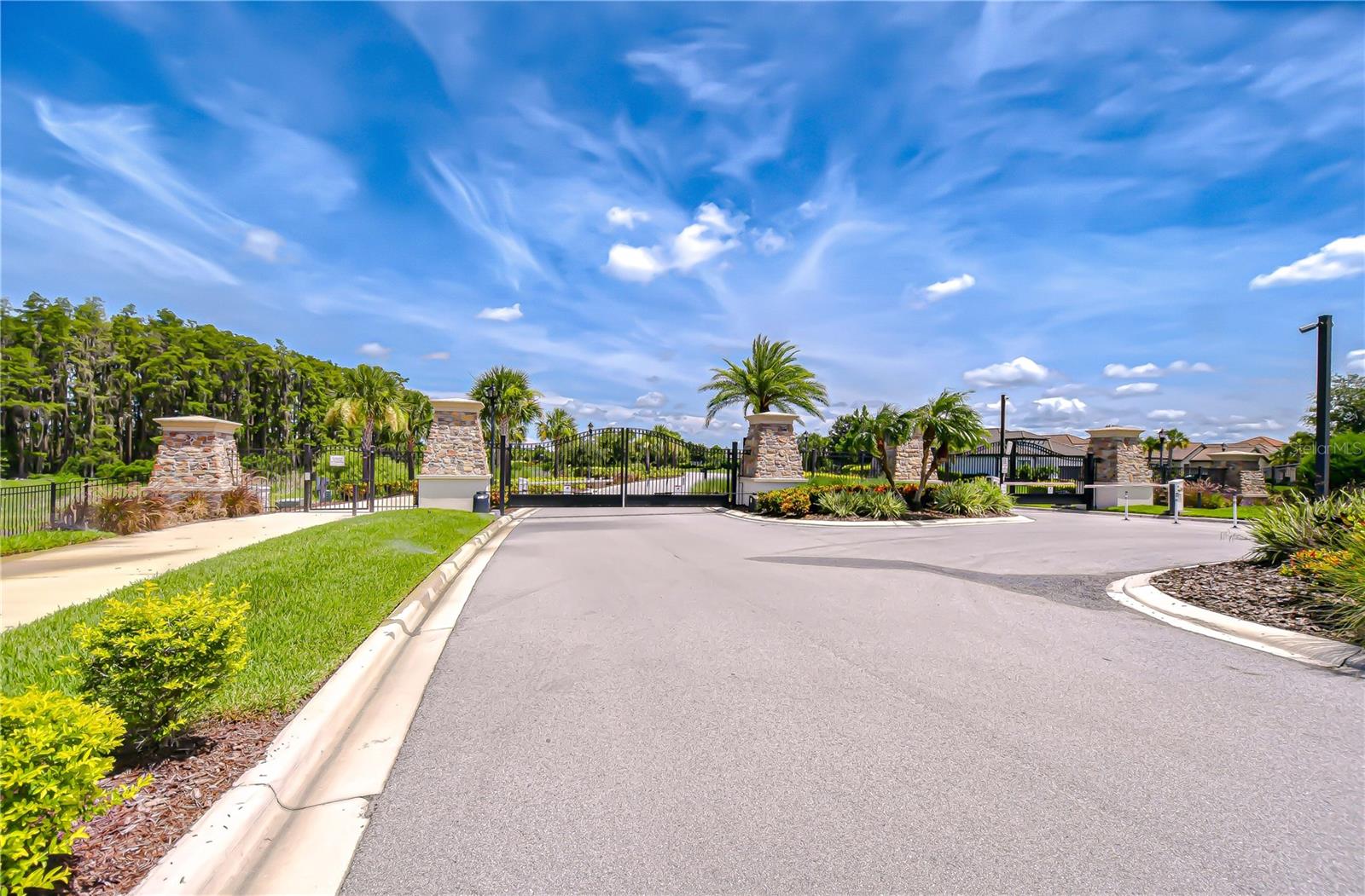 Listing photo id 37 for 10577 Calluna Drive
