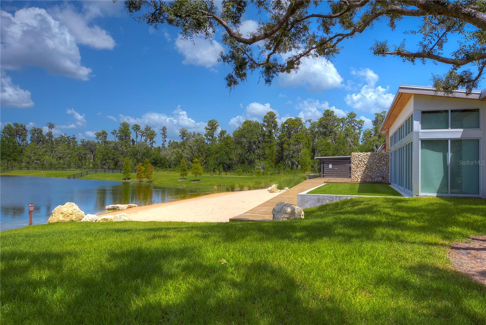 Listing photo id 43 for 10577 Calluna Drive