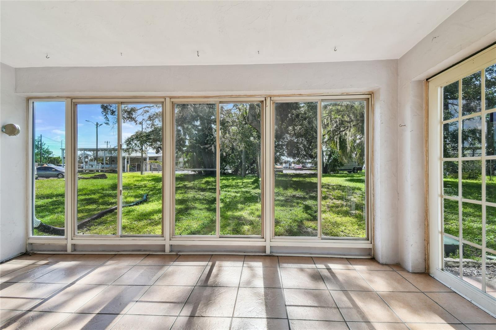 Image 12 of 41 For 3415 Tricon Lane 13