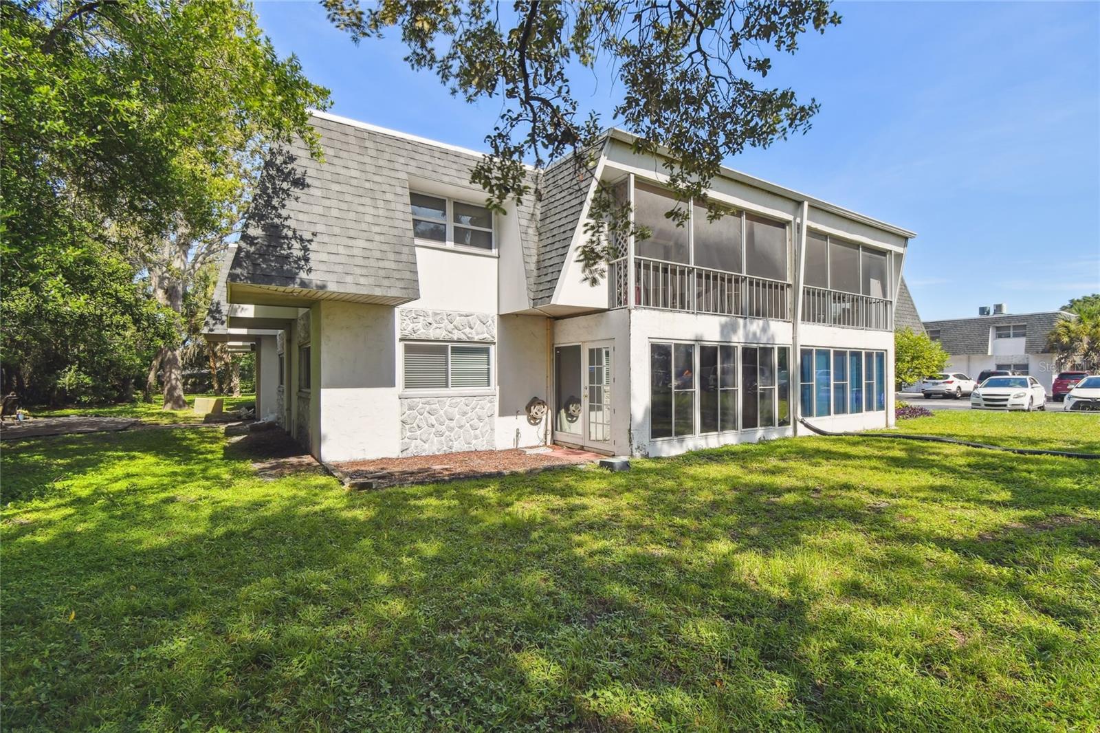 Image 18 of 41 For 3415 Tricon Lane 13