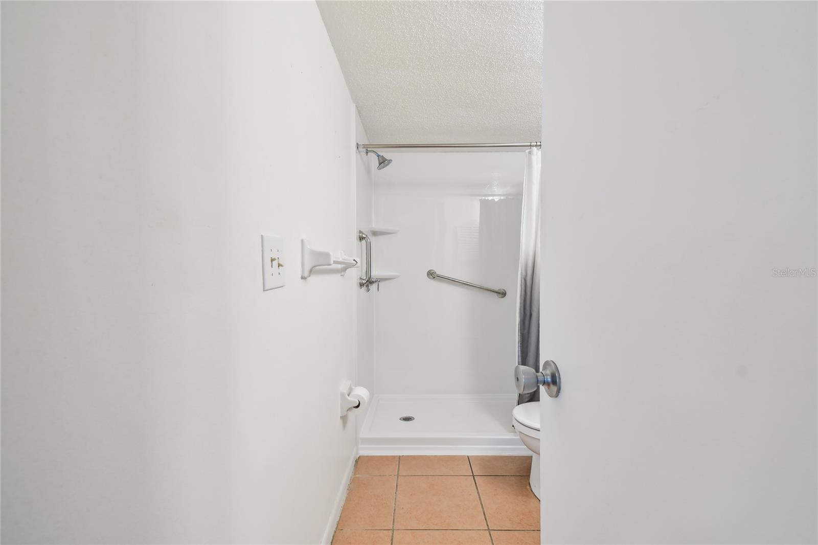 Image 39 of 41 For 3415 Tricon Lane 13