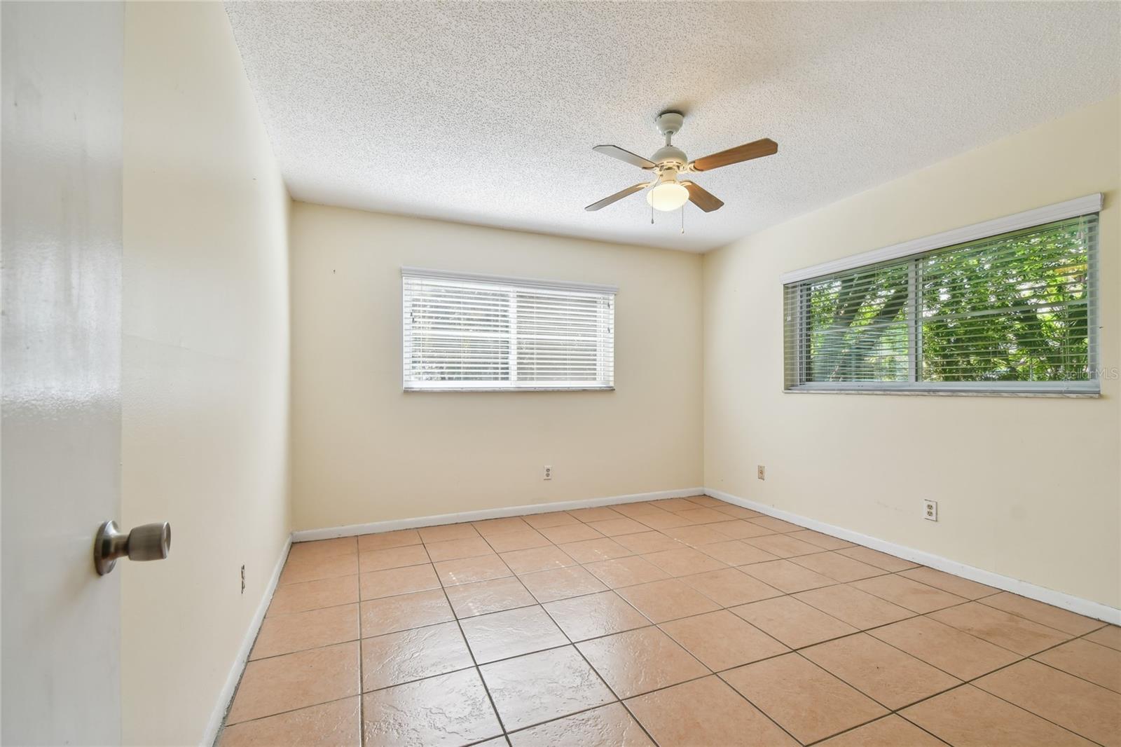 Image 8 of 41 For 3415 Tricon Lane 13