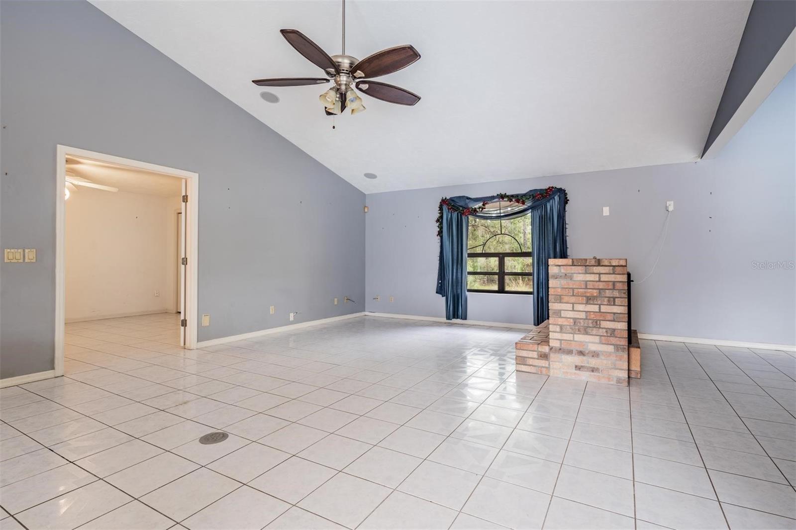 Image 14 of 48 For 3685 Palomino Terrace