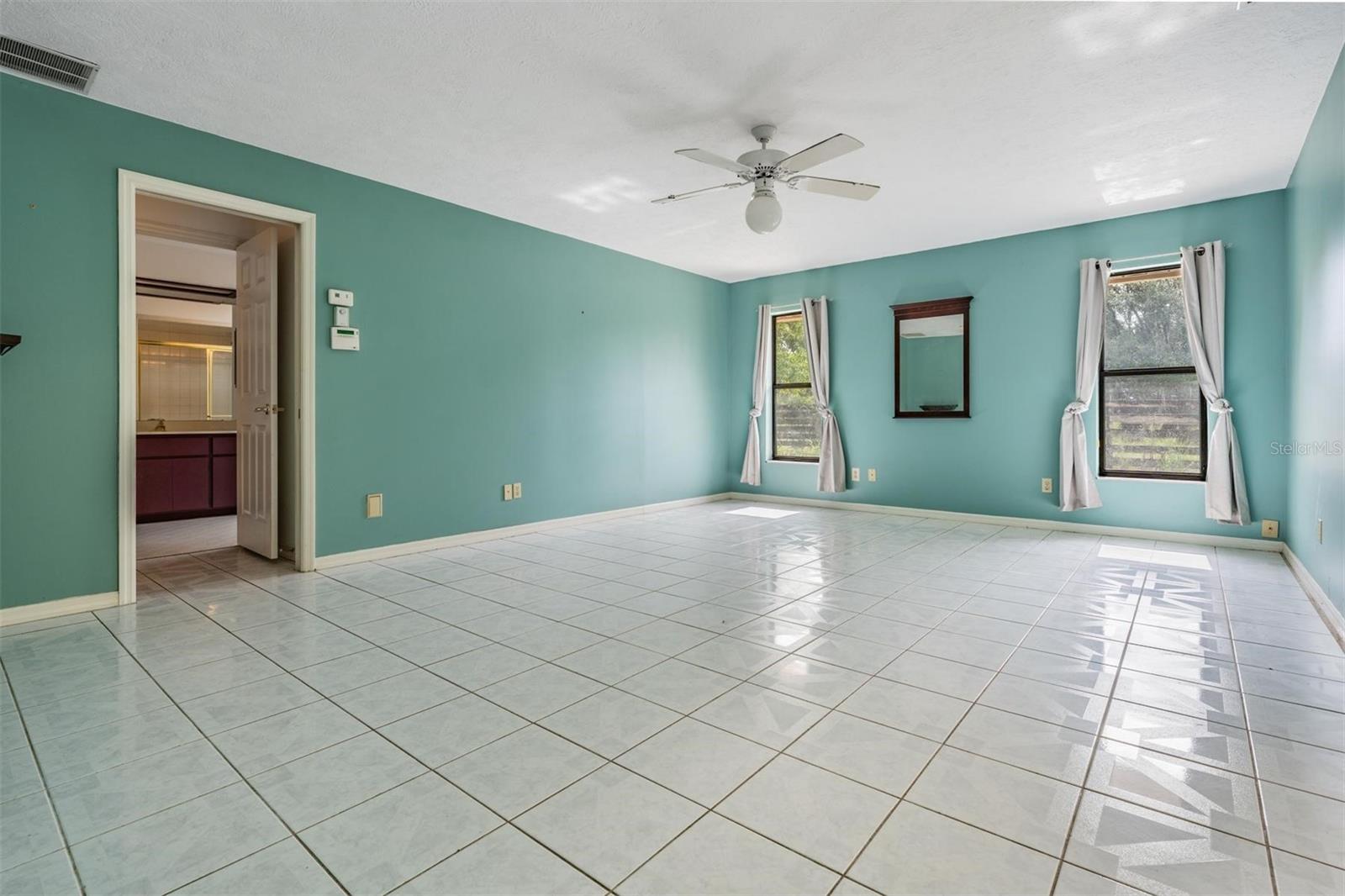 Image 15 of 48 For 3685 Palomino Terrace