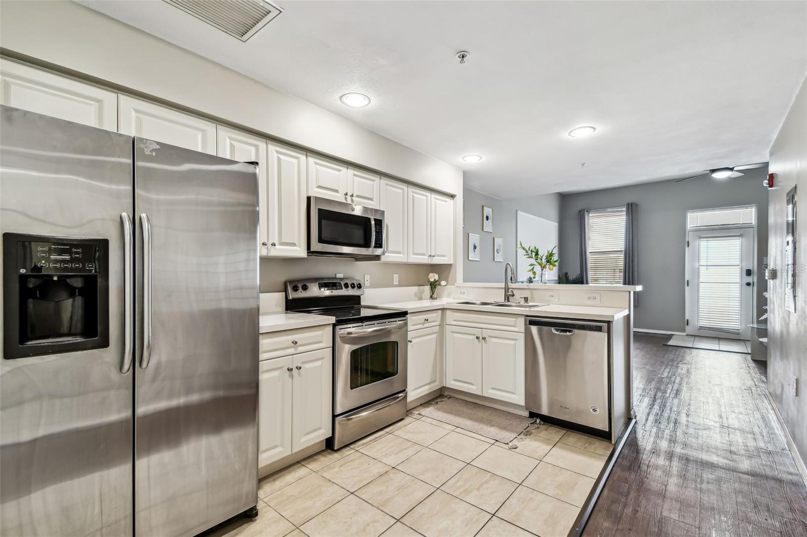 Image 15 of 31 For 1914 4th Avenue 2