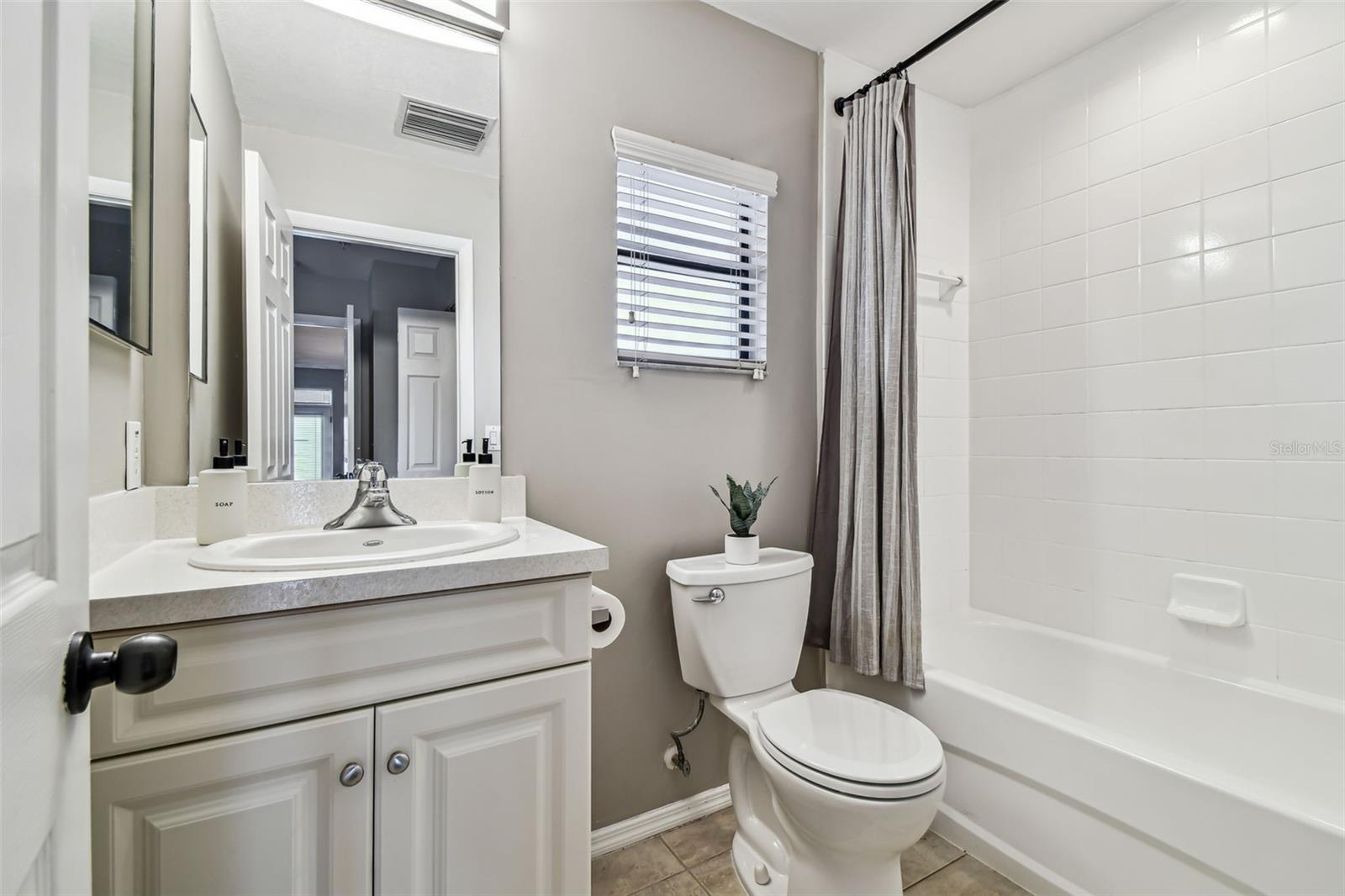 Image 21 of 31 For 1914 4th Avenue 2
