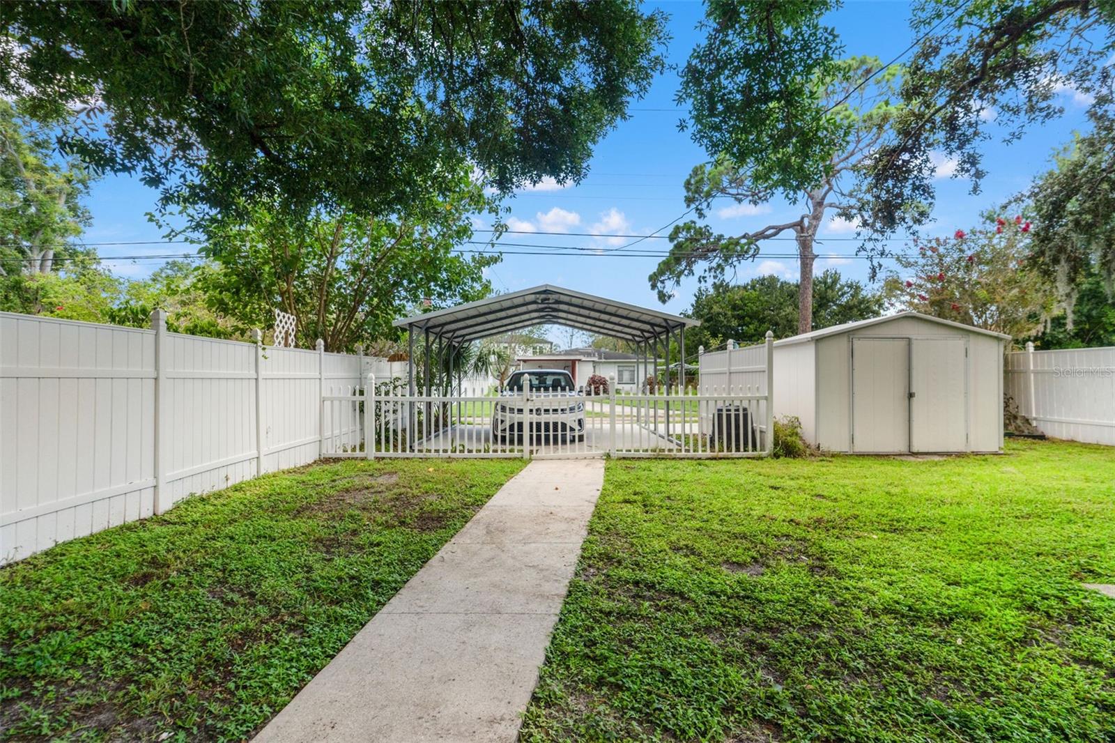 Image 26 of 33 For 830 47th Avenue N