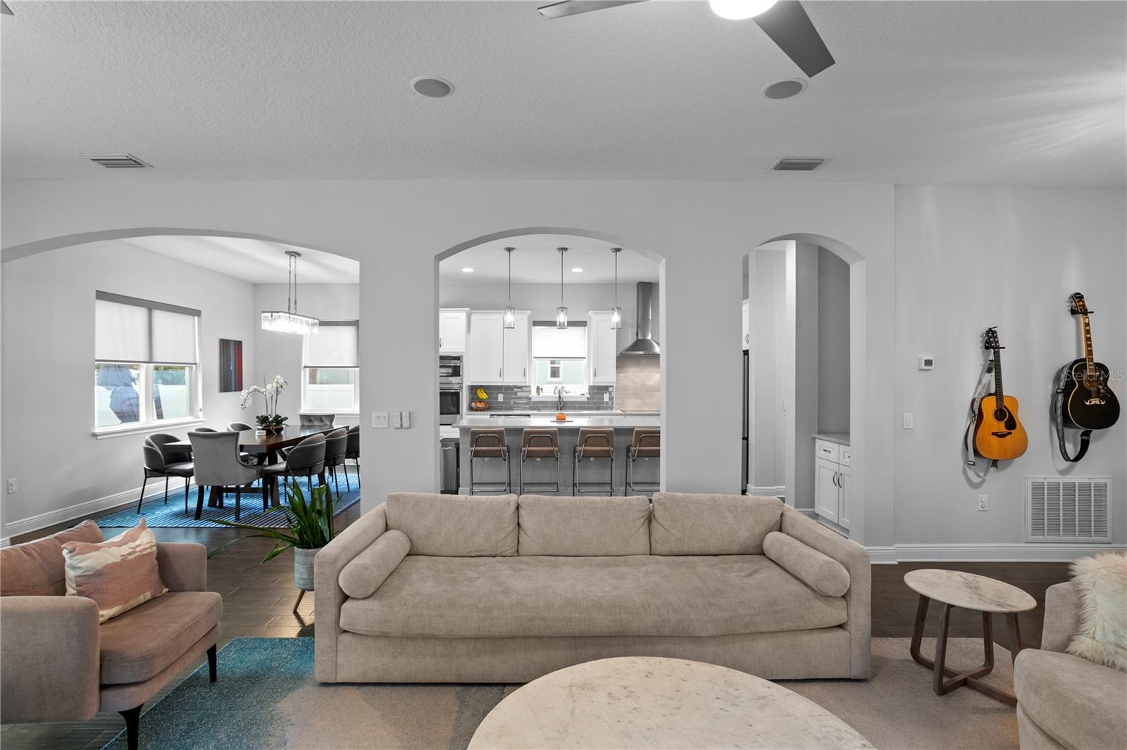 Image 10 of 47 For 6219 Interbay Avenue