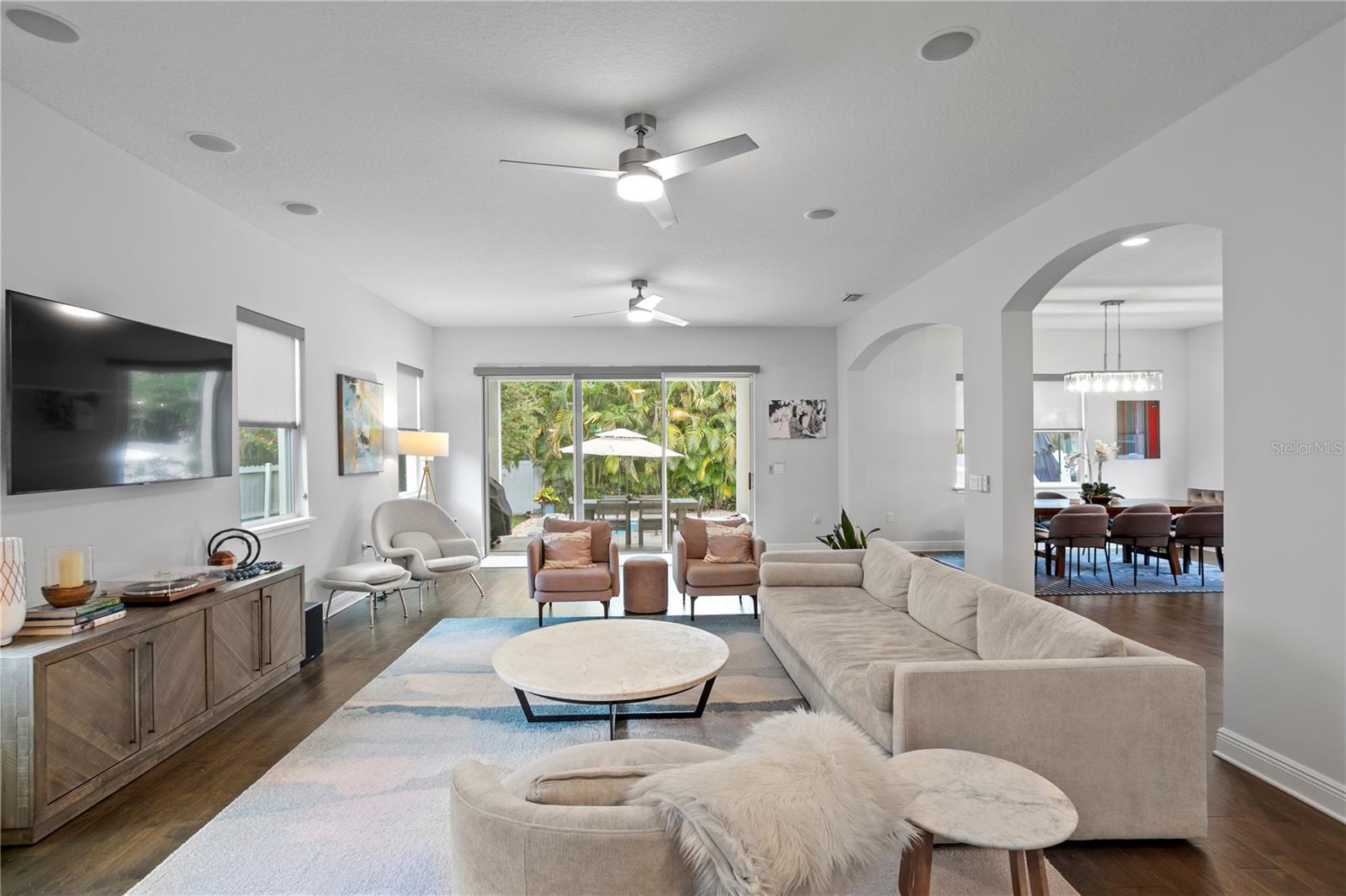 Image 7 of 47 For 6219 Interbay Avenue