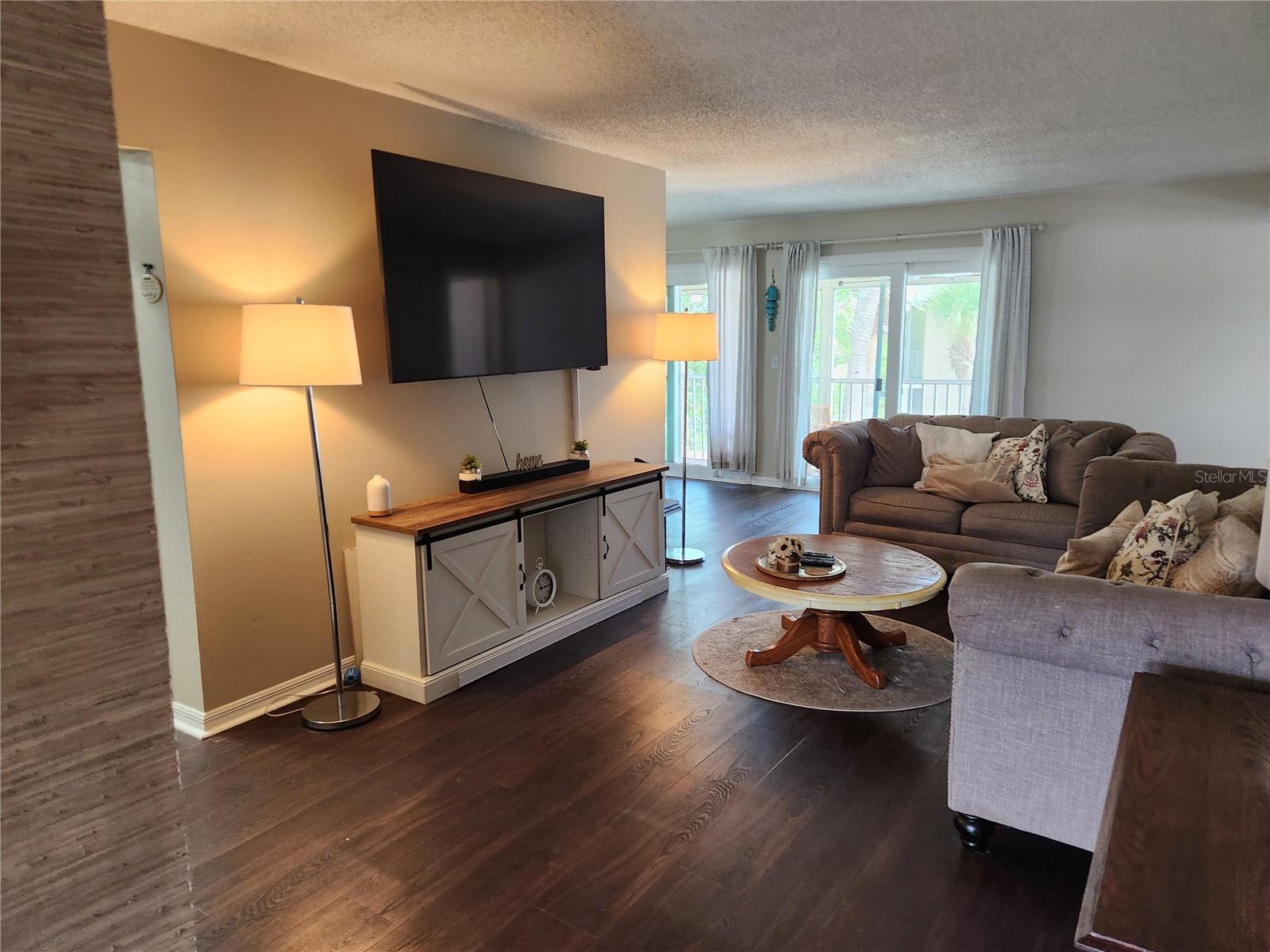 Image 12 of 33 For 6356 7th Avenue W 6356