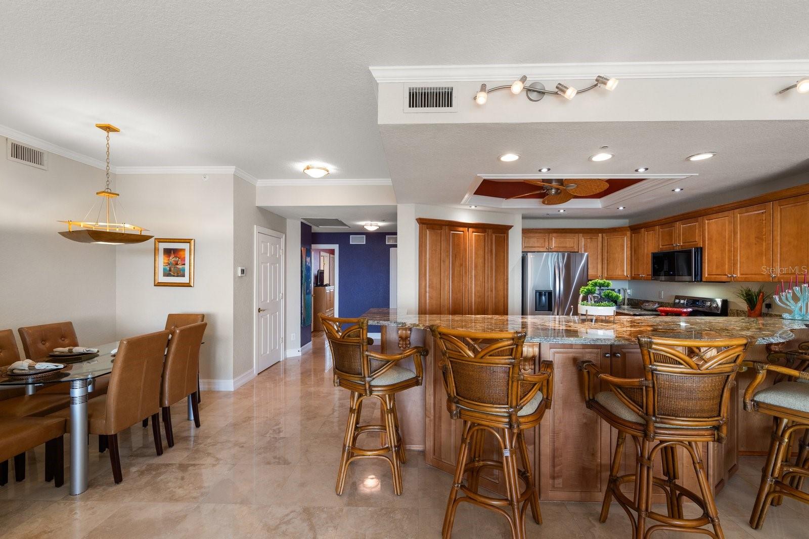 Image 10 of 48 For 1860 Fort Harrison Avenue 402