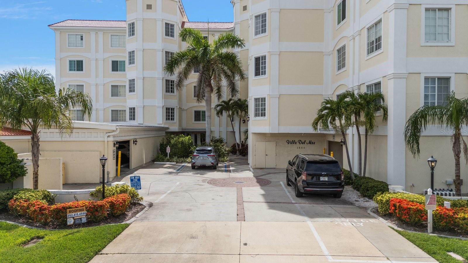 Image 2 of 48 For 1860 Fort Harrison Avenue 402