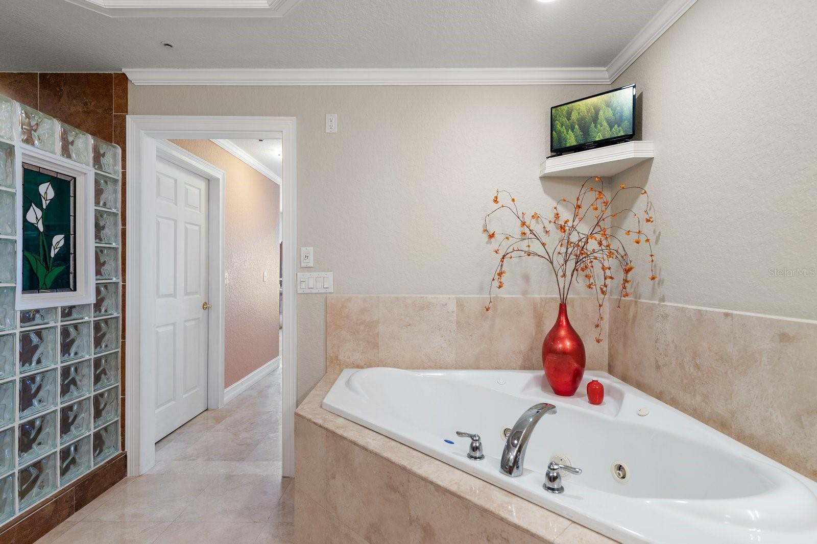 Image 23 of 48 For 1860 Fort Harrison Avenue 402