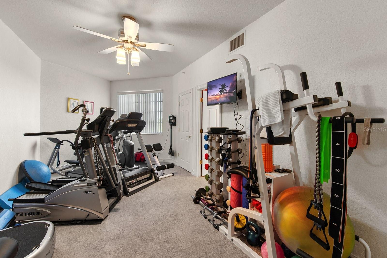Image 30 of 48 For 1860 Fort Harrison Avenue 402