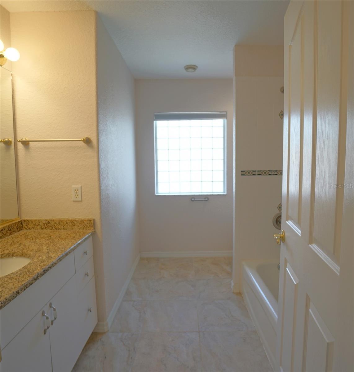 Image 5 of 18 For 2102 Bradford Street