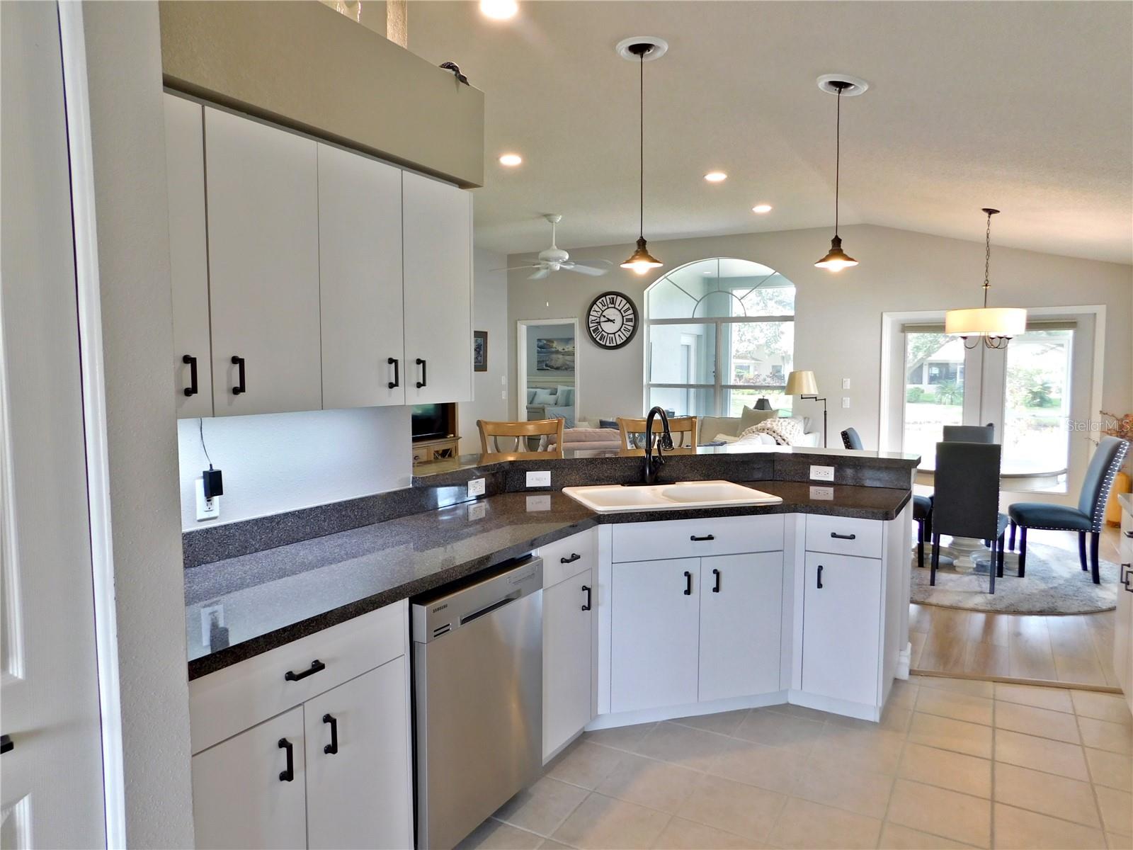 Image 17 of 51 For 11802 Aintree Court
