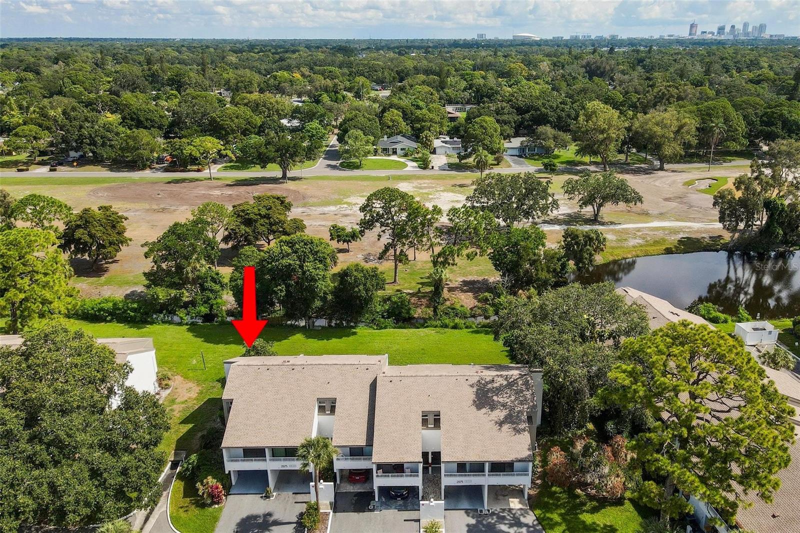 Details for 2075 Lakewood Club Drive S 6a, ST PETERSBURG, FL 33712
