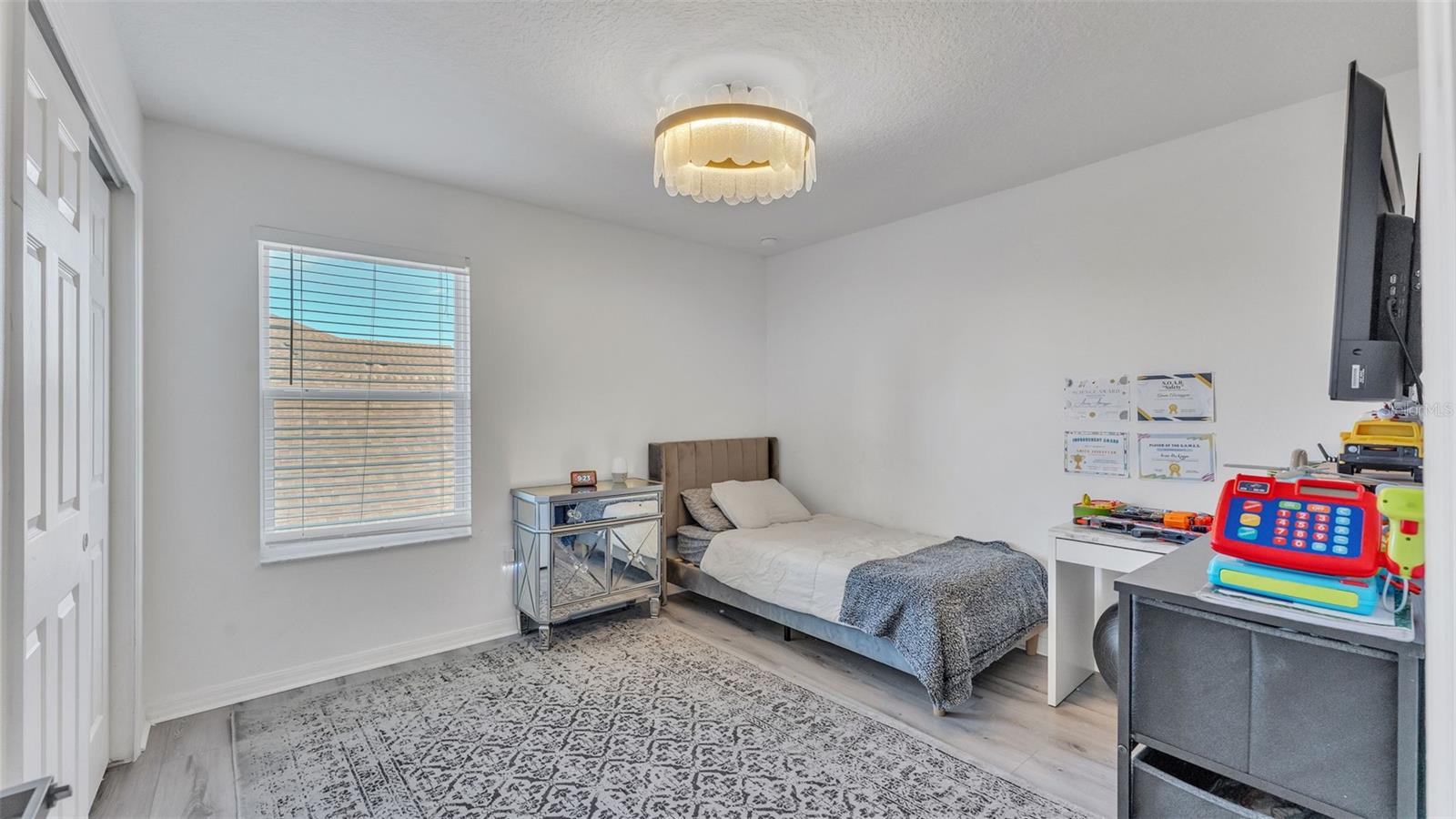 Image 32 of 38 For 2259 Waukegan Drive