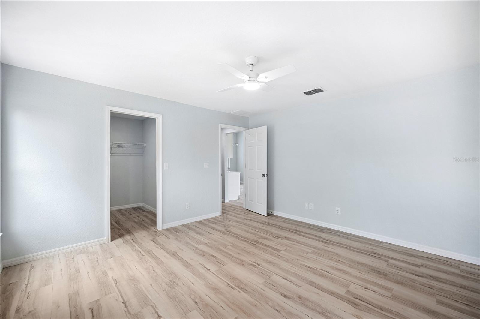 Image 22 of 35 For 3737 Pine Circle