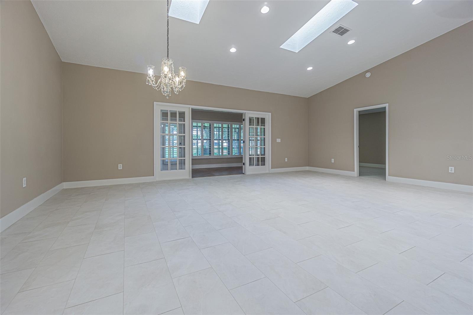 Image 22 of 58 For 6535 Brentwood Drive