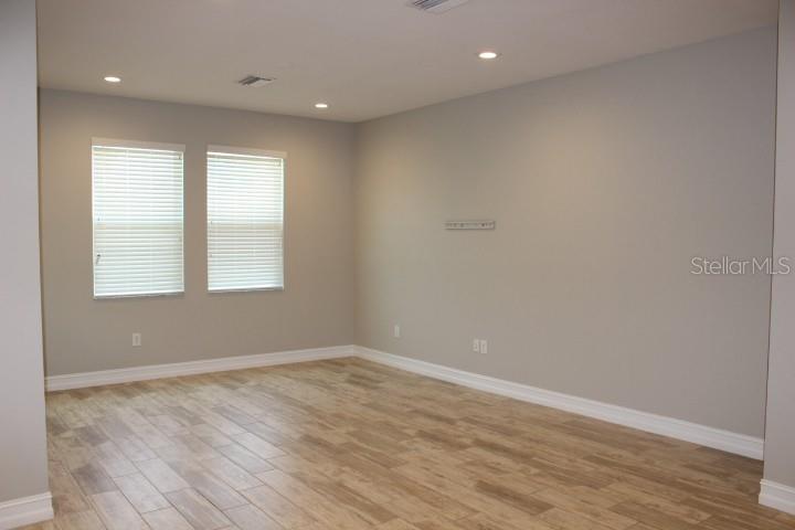 Image 10 of 33 For 3219 Painted Blossom Court
