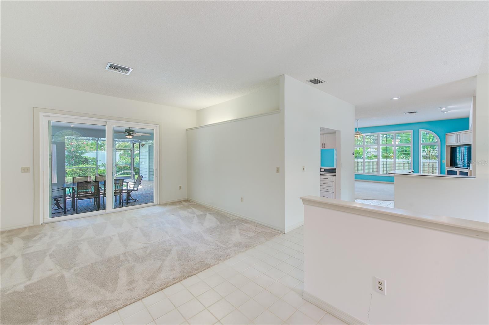 Listing photo id 8 for 14106 Kensington Oak Place