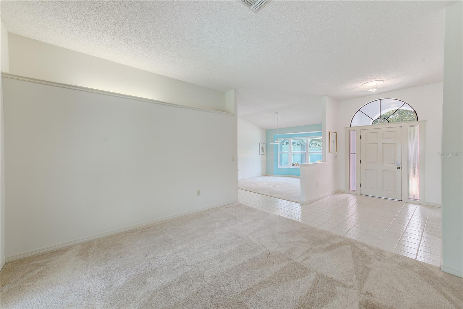 Listing photo id 10 for 14106 Kensington Oak Place