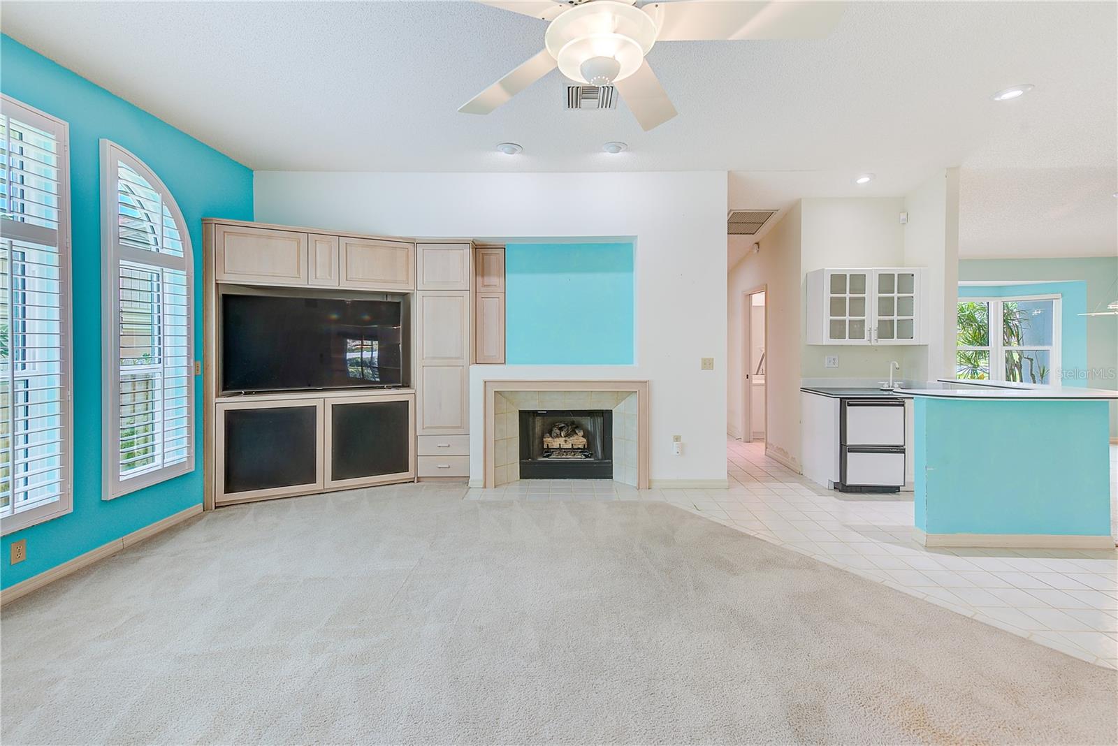 Listing photo id 15 for 14106 Kensington Oak Place