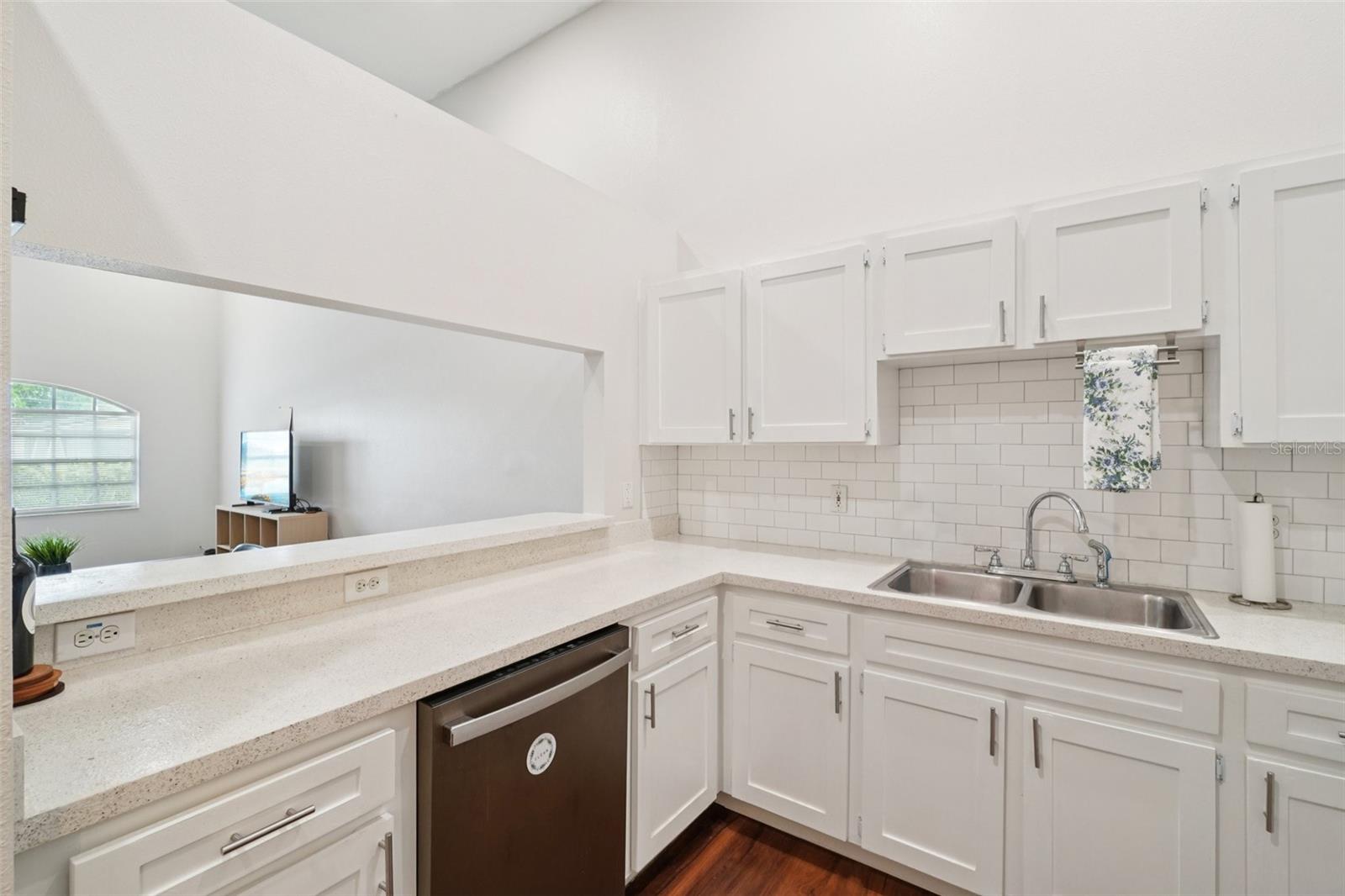 Image 15 of 32 For 3115 33rd Avenue B