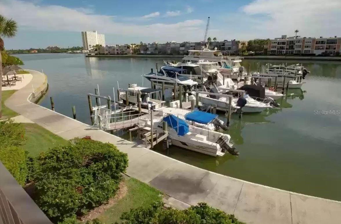 Image 13 of 23 For 7560 Bay Island Drive S 345