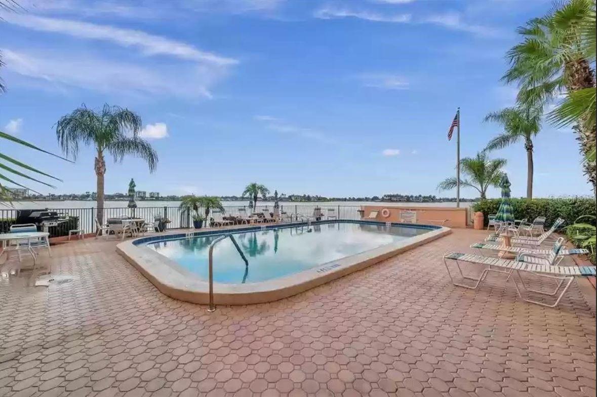 Image 14 of 23 For 7560 Bay Island Drive S 345