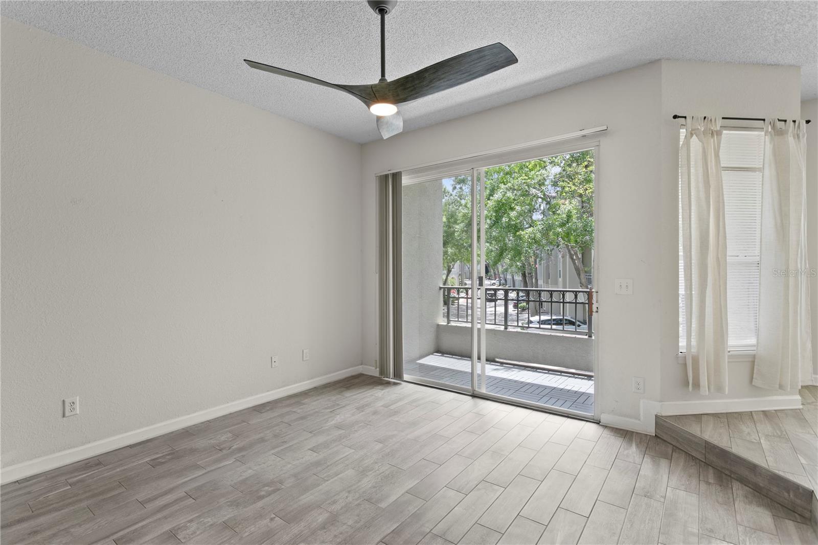 Image 18 of 65 For 749 Mainsail Drive 749
