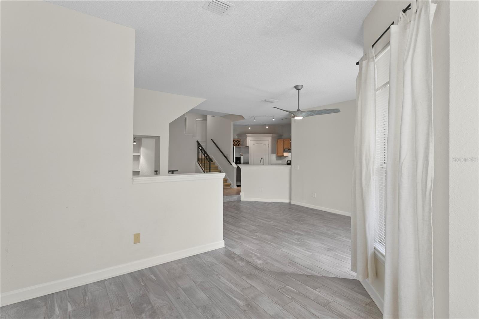 Image 21 of 65 For 749 Mainsail Drive 749
