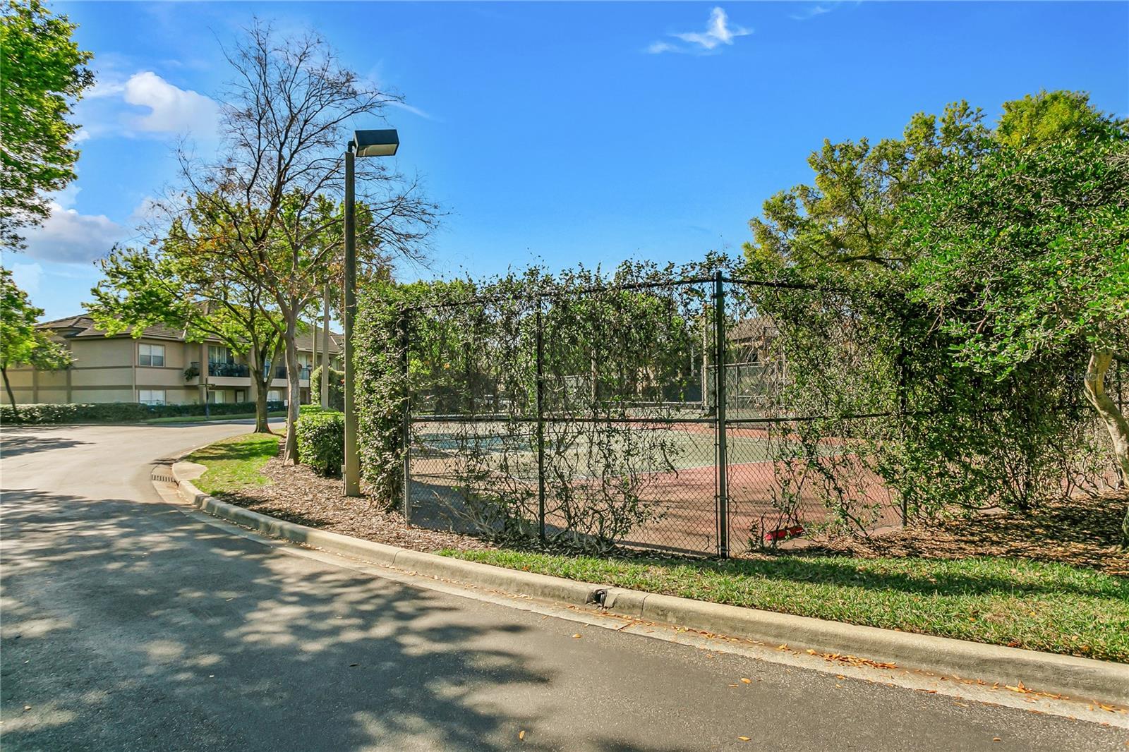 Image 32 of 65 For 749 Mainsail Drive 749