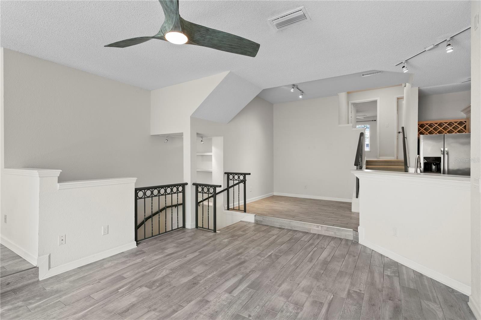 Image 5 of 65 For 749 Mainsail Drive 749