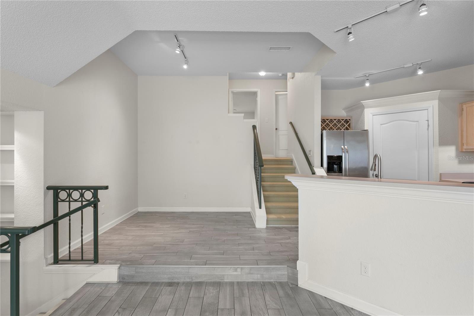 Image 6 of 65 For 749 Mainsail Drive 749