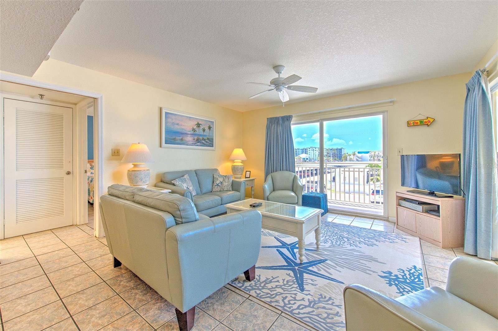 Image 10 of 43 For 17450 Gulf Boulevard 103