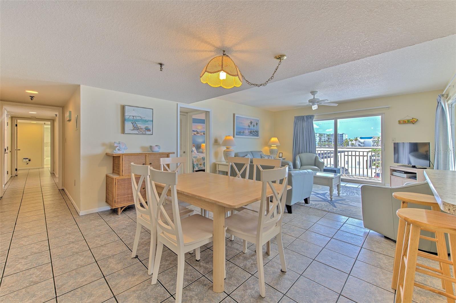 Image 16 of 43 For 17450 Gulf Boulevard 103