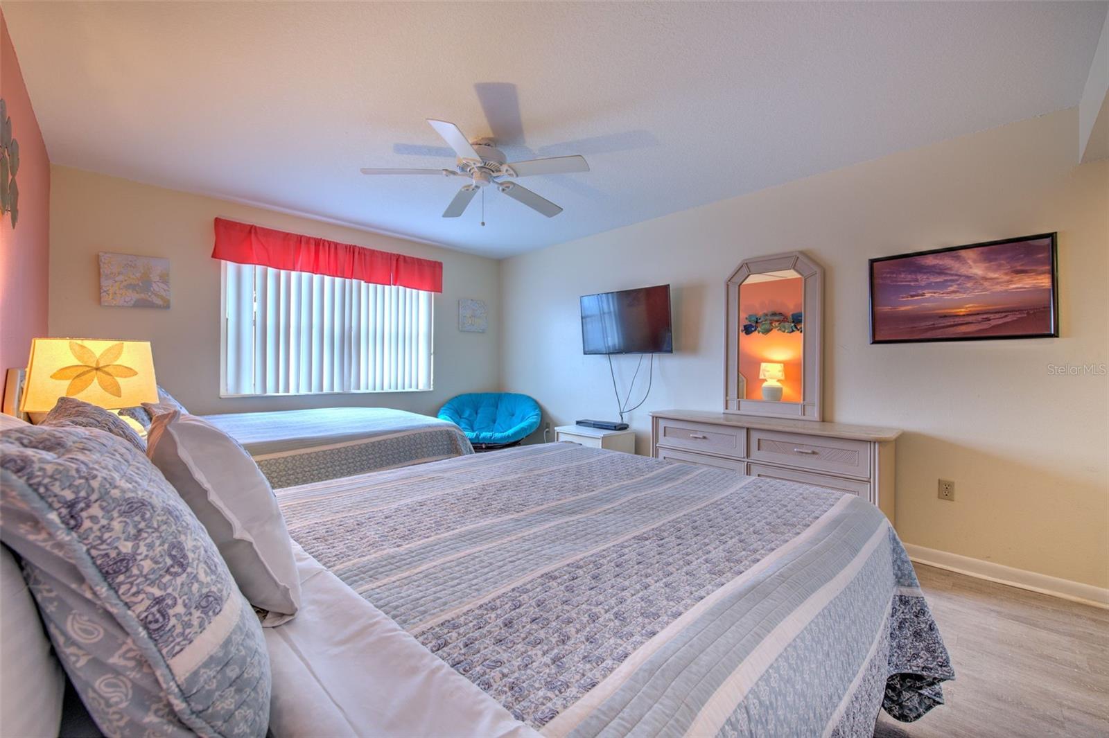 Image 26 of 43 For 17450 Gulf Boulevard 103