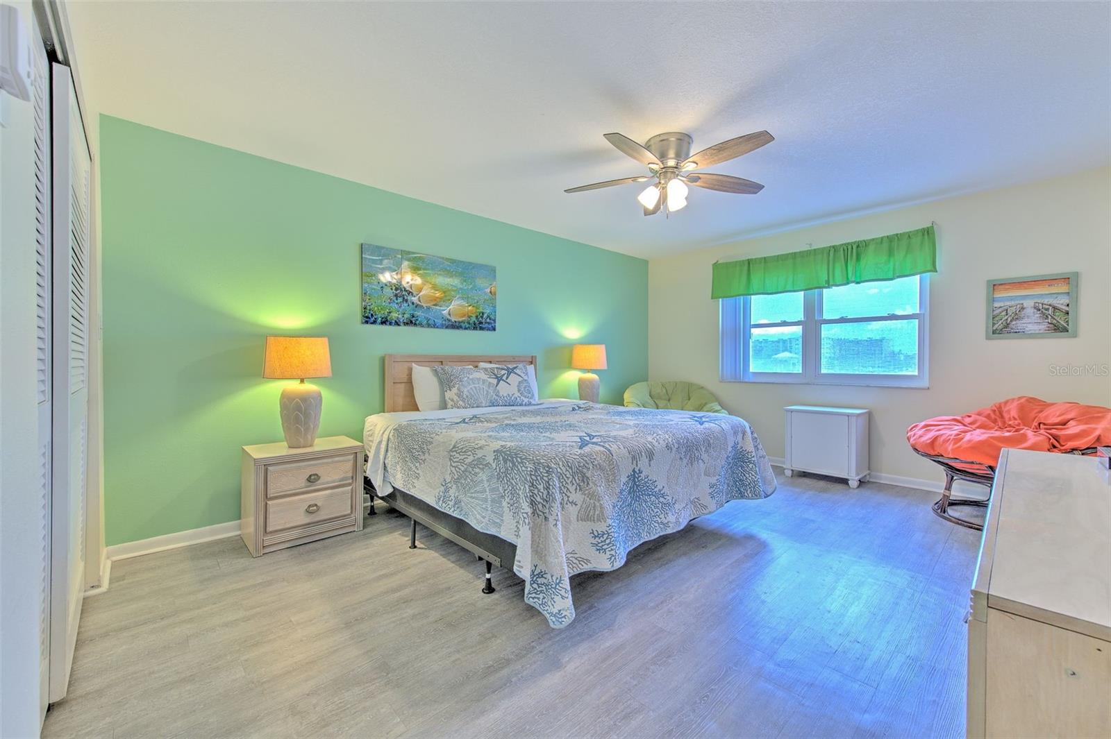 Image 29 of 43 For 17450 Gulf Boulevard 103
